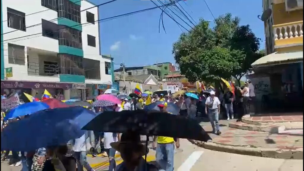 Con total calma se desarrollaron las movilizaciones pacíficas en la ciudad de Barranquilla, en contra del gobierno nacional
