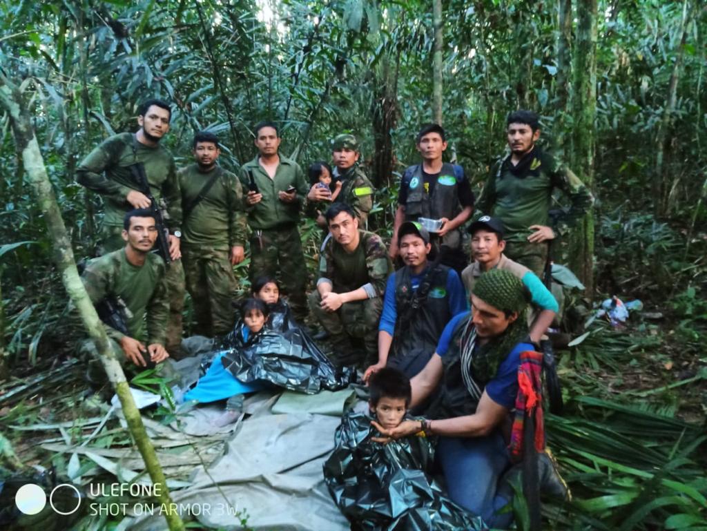 Fotografías de los niños del guaviare después de 40 días de búsqueda