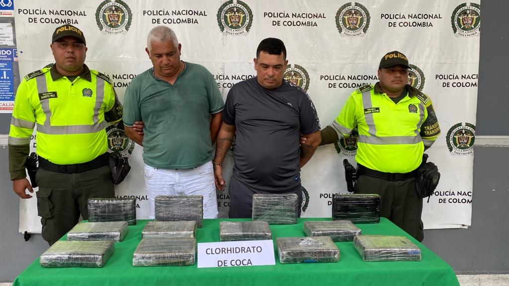 Dos hombres fueron capturados en la vía cordialidad, transpotando más de 13 kilos de clorhidrato de cocaína en una camioneta