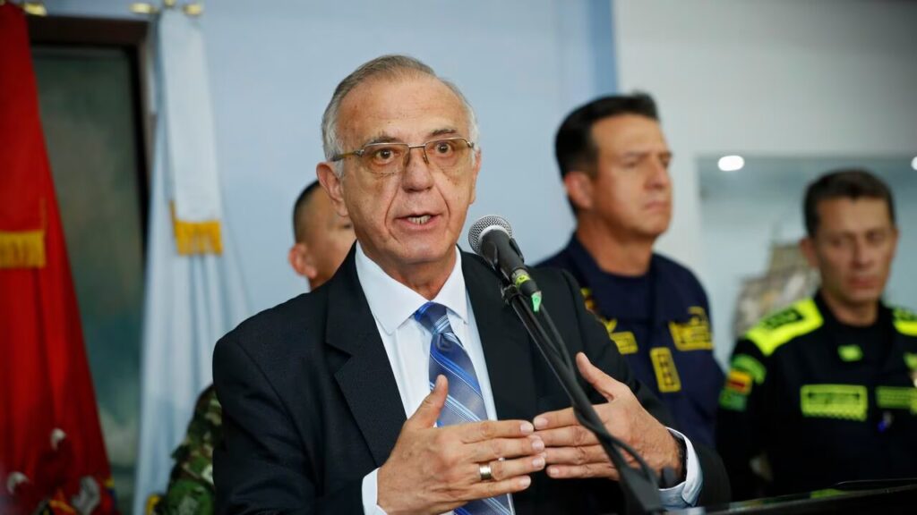 El ministro de defensa iván velásquez sería citado a debate control político