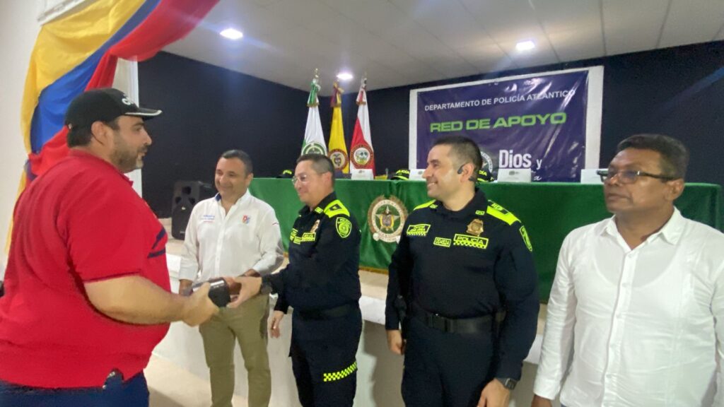 Jefe nacional del servicio de policia lanza red de apoyo y comunicaciones en el departamento del Atlántico