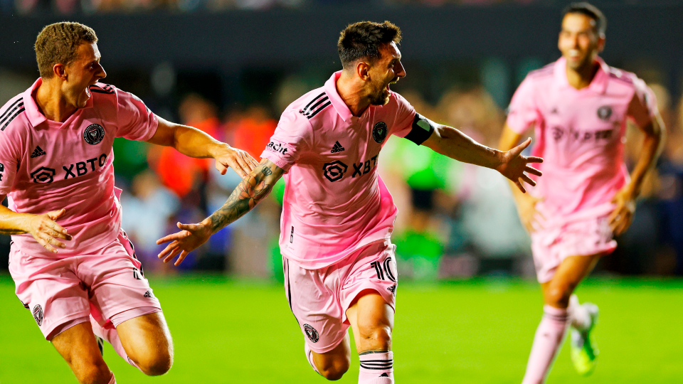 Debut soñado para messi, anotando el gol de la victoria para el inter de miami
