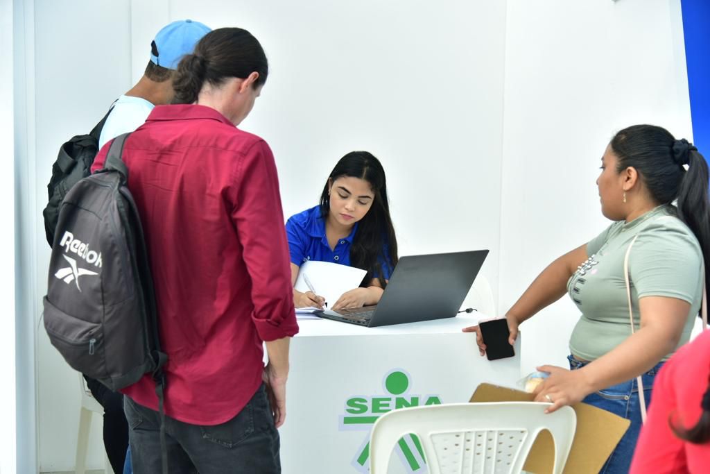 ¡Expoempleo para jóvenes!: SENA promueve  970 vacantes laborales en el Atlántico