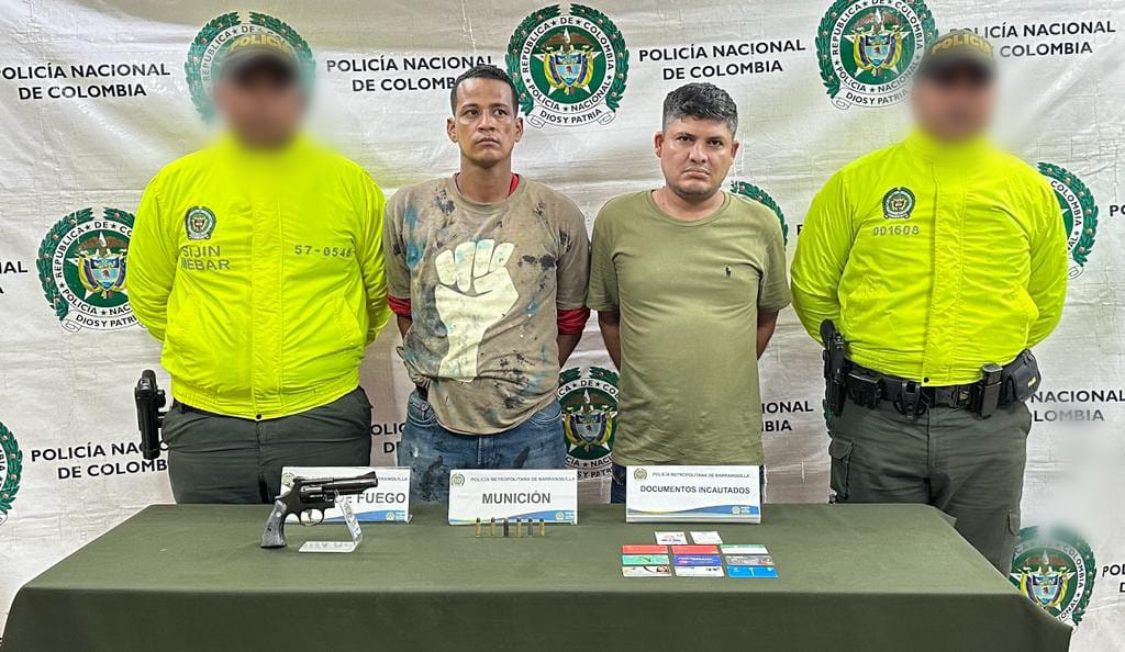 ‘adán’ no estaba con eva, al momento de su captura, sino con ‘xavierciño’ y la Policía los trasladó no precisamente al jardín del edén