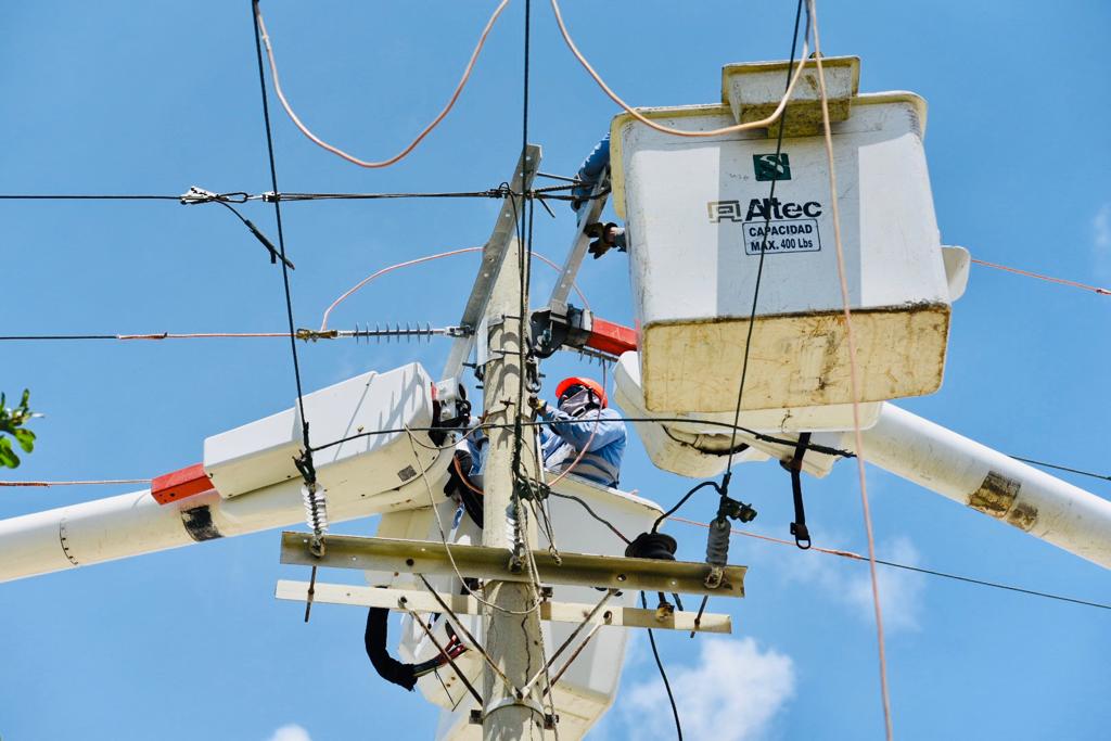 Adecuaciones eléctricas preventivas en bello horizonte y altos de la metro en Soledad