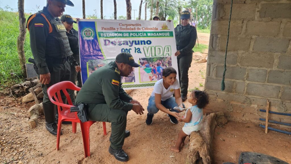 Con un ‘desayuno por la vida’ Policía de Bolívar busca afianzar lazos con la comunidad de magangué