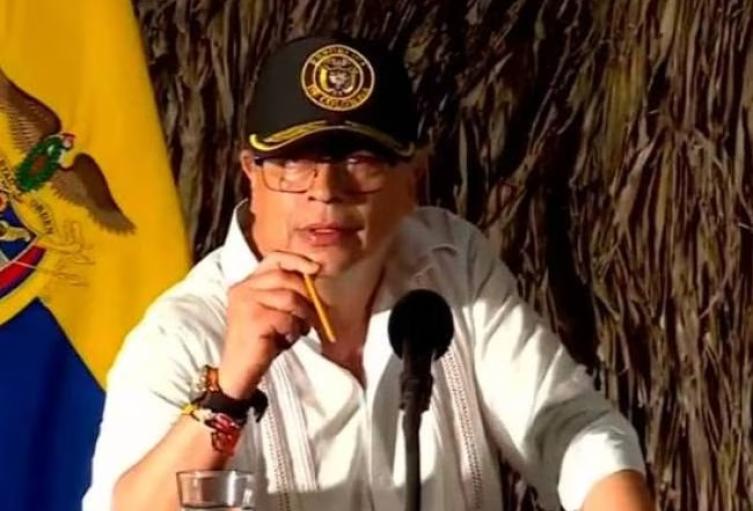 ¿Gustavo petro padece delirio de persecución?