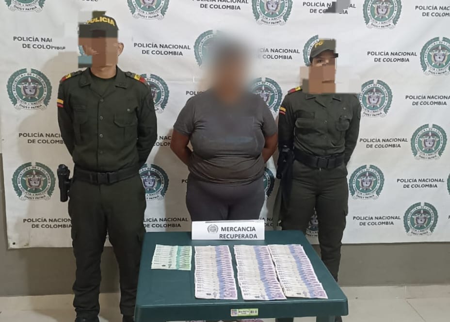 Fue capturada una mujer que hurtó 5 millones de pesos a un comerciante