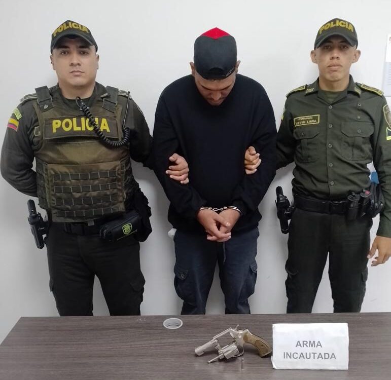 Un hombre fue capturado por porte ilegal de armas en el barrio las ferias