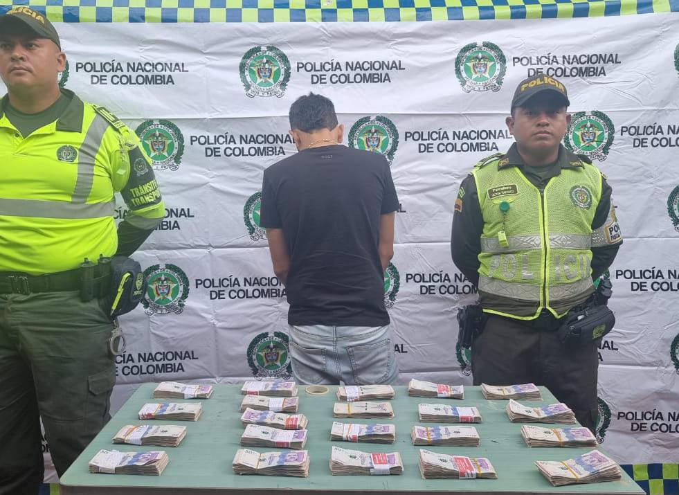Un hombre fue capturado en la Guajira con más de 100 millones de pesos en su poder