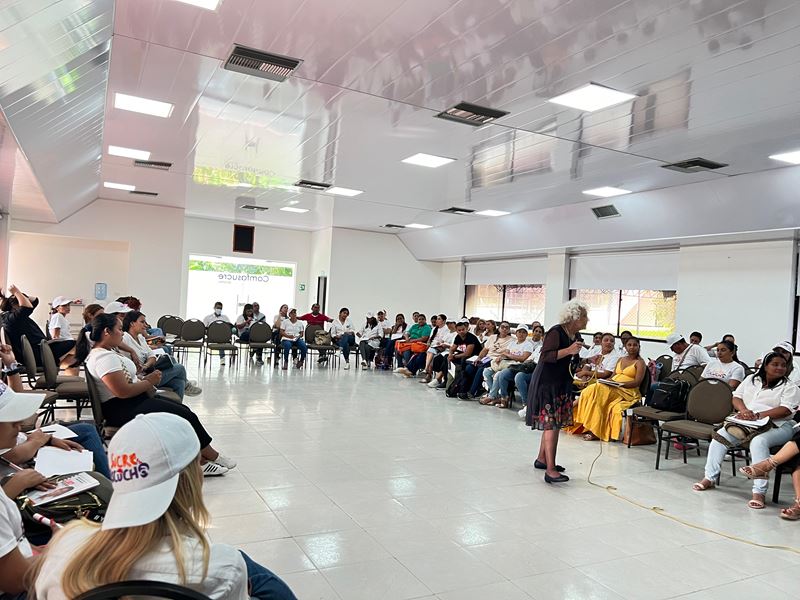 Sucre escucha impulsa la crianza de los niños