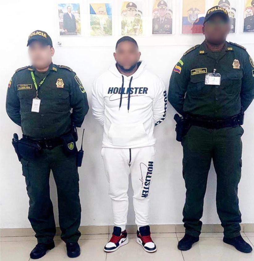 Un ciudadano estadounidense con circular roja de la interpol fue detenido por la Policía y migración Colombia
