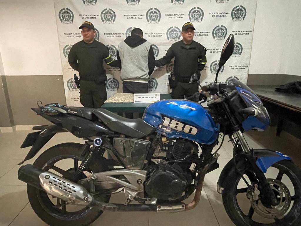 Policía de Bolívar halló cocaína camuflada en el tanque de una moto