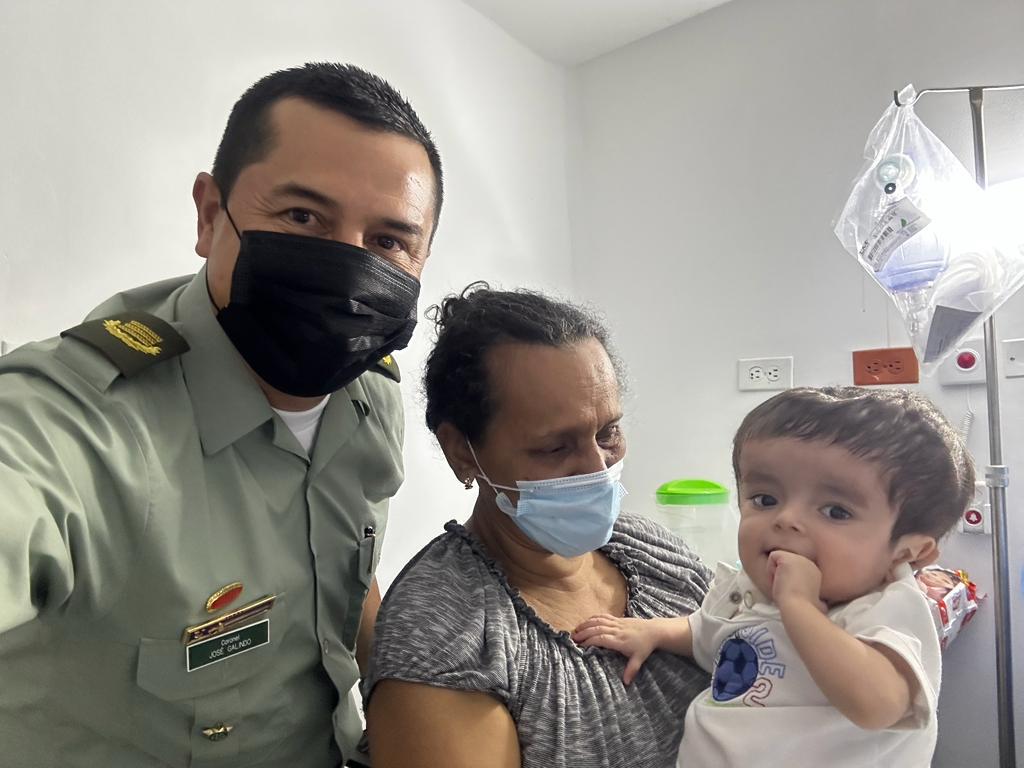 El pequeño emmanuel: una odisea de amor y esperanza