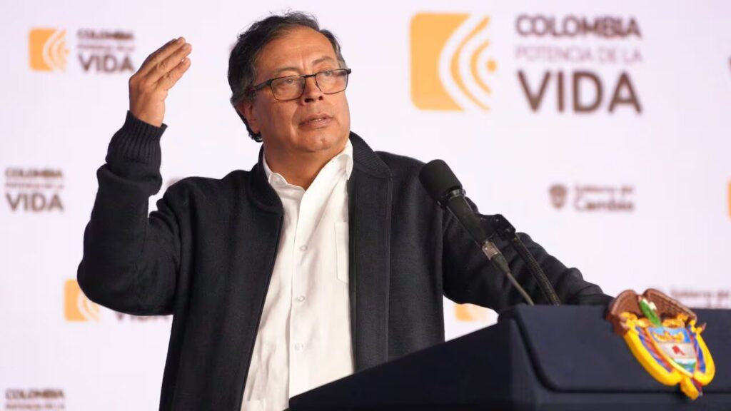 ¿El presidente petro tiene ‘enemigos imaginarios’?