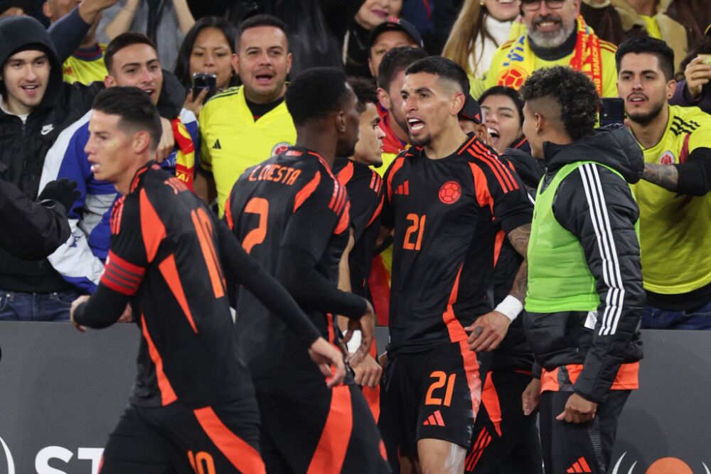 Con un gol acrobático de daniel muñoz Colombia derrotó a españa por la mínima diferencia