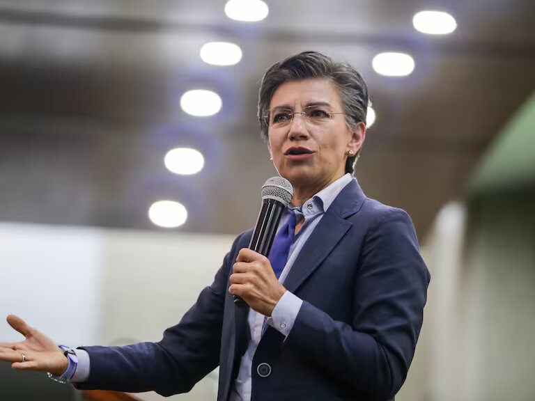 Claudia lópez deberá comparecer ante la Fiscalía por presuntos actos de corrupción