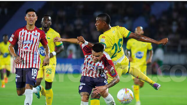‘leopardos’ contra ‘tiburones’, pelea de fieras en un estadio a reventar