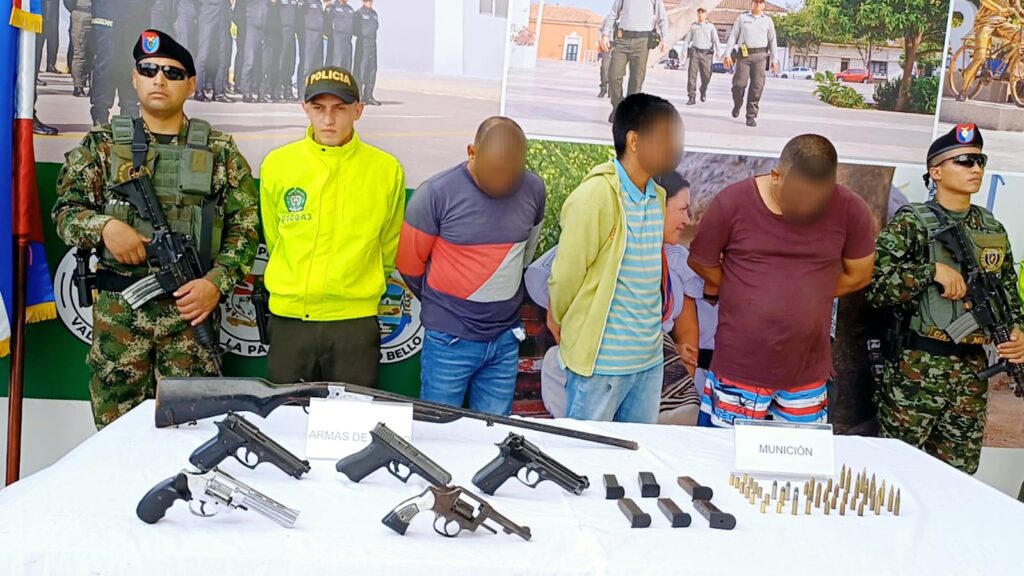 Tres presuntos miembros del clan del golfo fueron capturados en operativos policiales