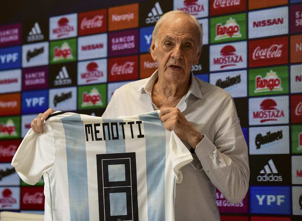 La afa confirmó que menotti será velado en una ceremonia privada