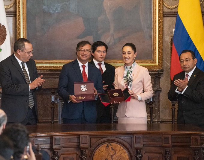 ¿Cuál es el honor y mérito de ayudar a una guerrilla?