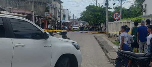 Un técnico de celulares fue ultimado a bala en su propio negocio en los olivos i