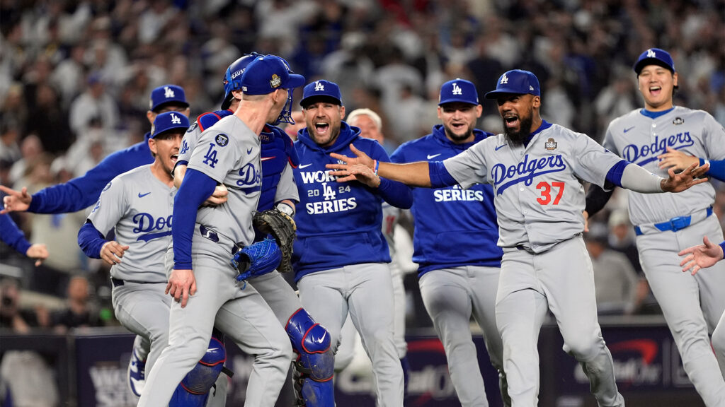 Los dodgers vencieron a los yankees en el quinto juego y ganaron su octava serie mundial