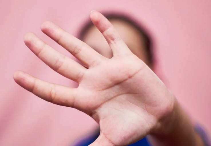Por presuntos comportamientos abusivos con un estudiante, cargos a docente de piedecuesta, santander