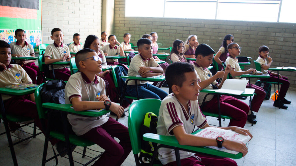 ¡Logro histórico para Barranquilla! 30 estudiantes obtuvieron puntajes iguales o superiores a 400 en pruebas saber 11 – 2024