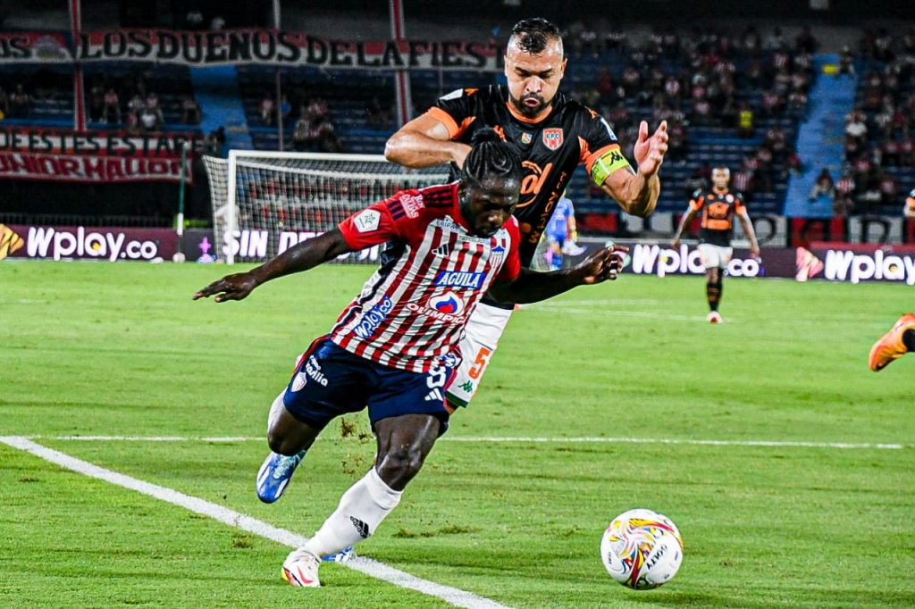 Junior visita a envigado, el colero de la liga, con la necesidad de sumar