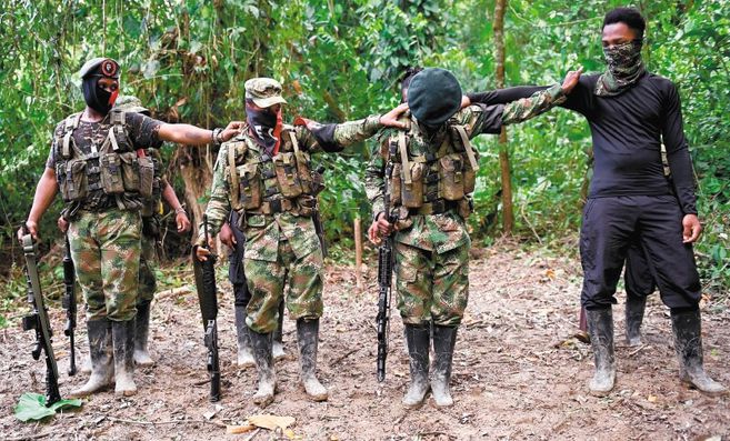 La Procuraduría lanzó una alerta por el reclutamiento de menores indígenas en el huila