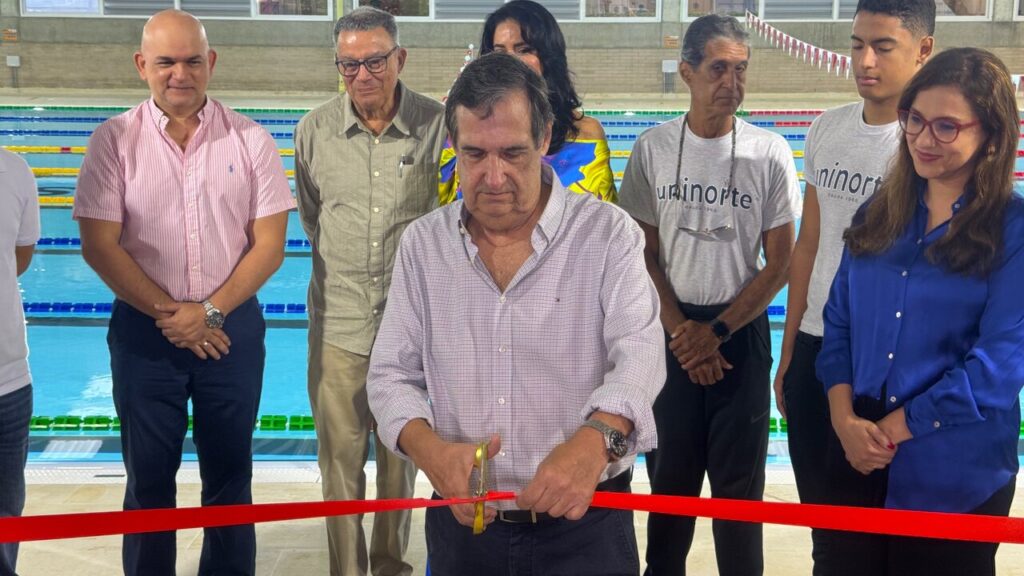 Nuevo centro deportivo roble amarillo