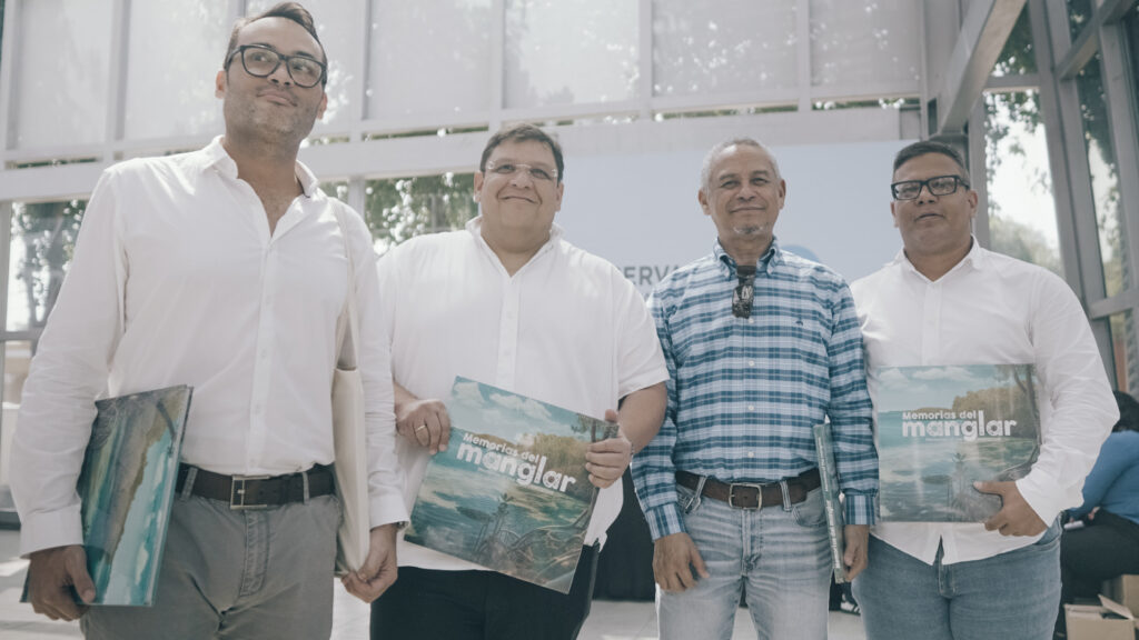 Grupo argos y la corporación autónoma del Atlántico (cra) realizaron el lanzamiento del libro ‘las memorias del manglar’