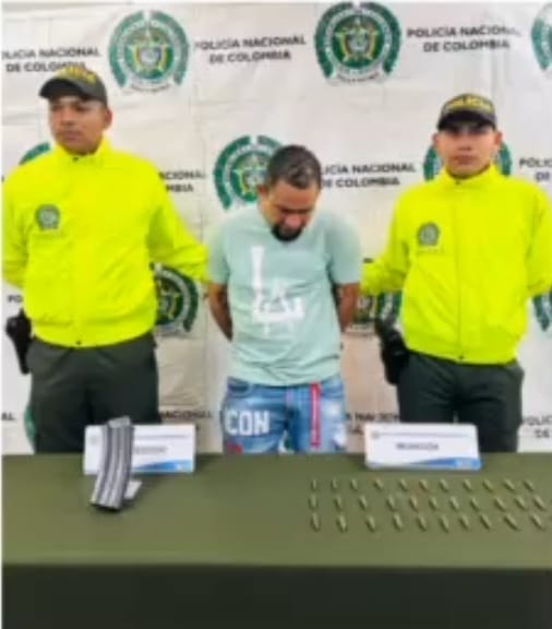 A alias ‘ricabarba’ lo van a afeitar en la cárcel, después de que lo pilló la Policía por porte ilegal de armas de fuego