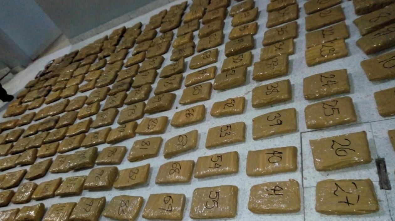PRIMER GOLPE CONTUNDENTE CONTRA EL NARCOTRÁFICO EN LA GUAJIRA EN EL MARCO DEL ‘PLAN NAVIDAD, FAMILIA FELICES’