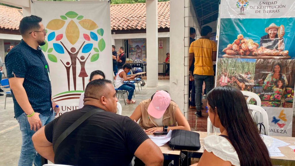 Gobierno aplica medidas de protección sobre tierras abandonadas por el desplazamiento masivo en el catatumbo
