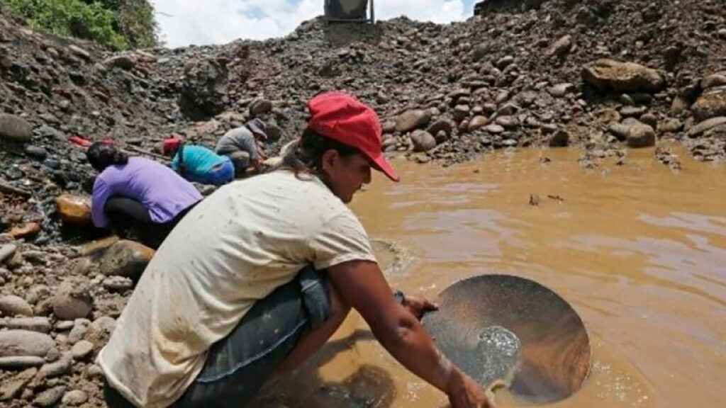 Agencia nacional de minería formalizó 447 pequeños mineros en enero de 2025