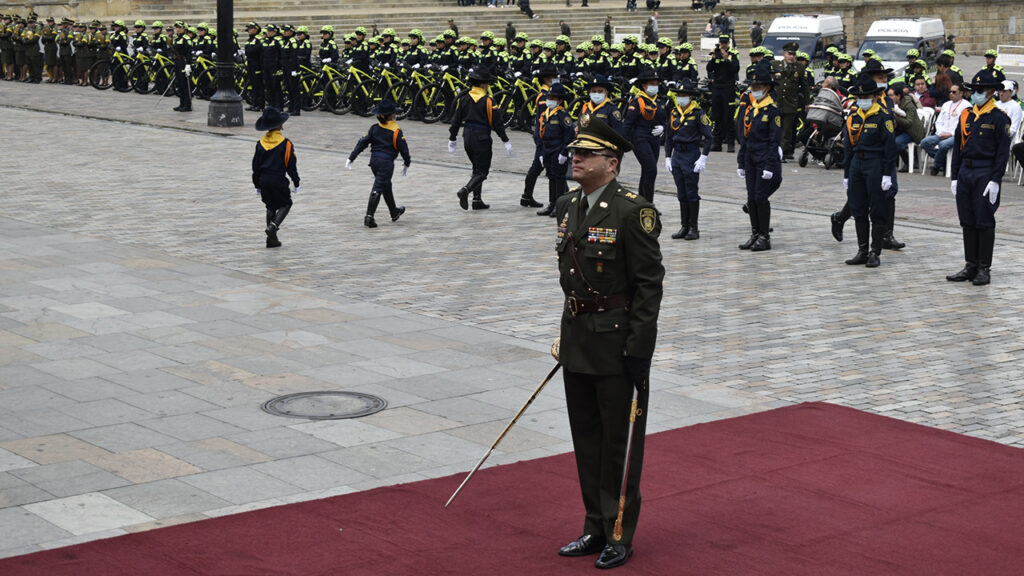 El general carlos fernando triana tomó posesión como el nuevo director de la Policía nacional