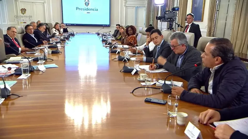 ¿Fracasó el consejo de ministros televisado?