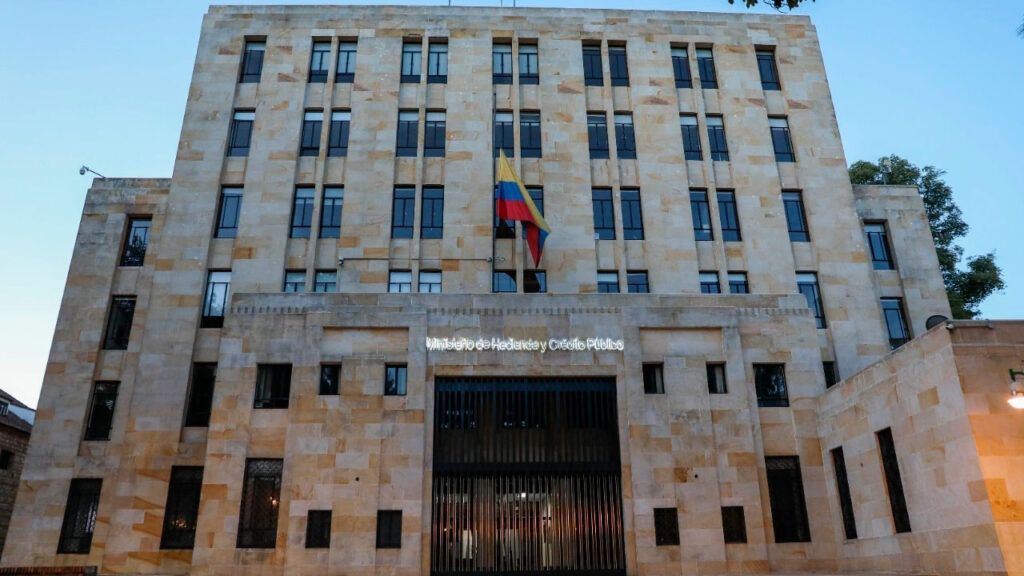 Gobierno solicitó “Desembargo inmediato” de las cuentas de la nación embargadas por un fallo judicial