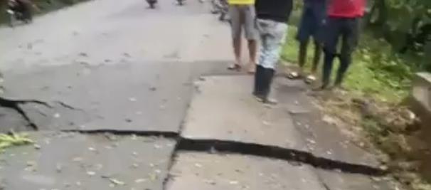 Un ataque con explosivos fue perpetrado en la vía que comunica a antioquia con la costa Caribe