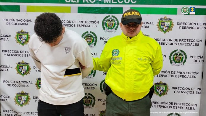 Fue enviado a la cárcel un hombre señalado de obligar a una menor a grabar pornografía infantil
