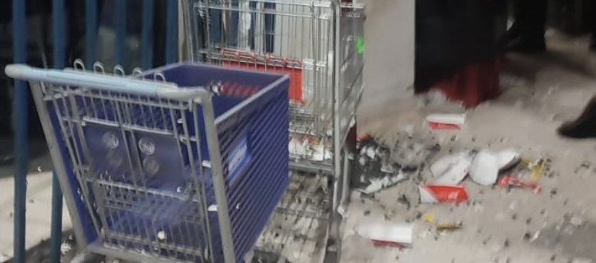 Un ataque con explosivos a un supermercado en Neiva dejó daños materiales