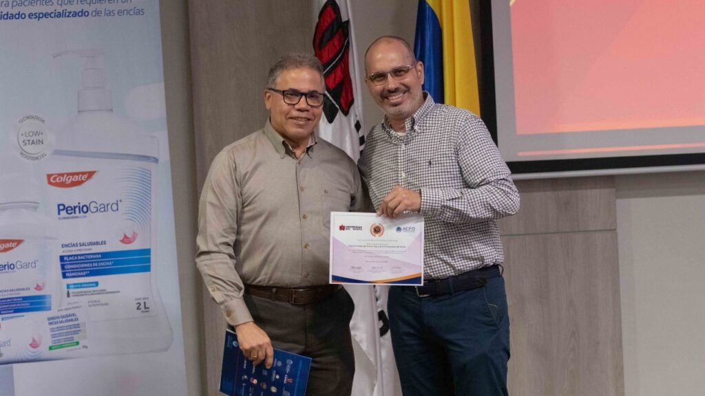 Programa de Odontología celebra 10 años formando líderes en salud oral desde la excelencia