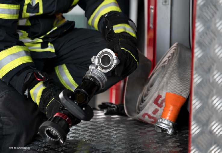 Procuraduría intensifica acciones para mejorar la prestación del servicio esencial de bomberos en el país