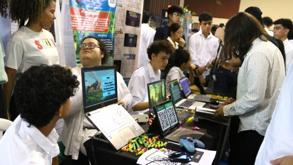 III Feria Gamer promovió la conciencia ambiental desde el aula
