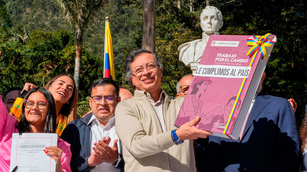 Presidente Petro dijo que la forma de hacer cumplir la Ley Laboral es que haya organización de la clase trabajadora de Colombia