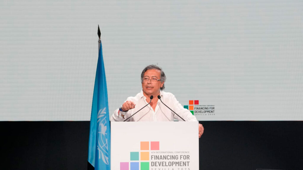 “La crisis climática y la Inteligencia Artificial pueden destruir a la humanidad”: presidente Petro