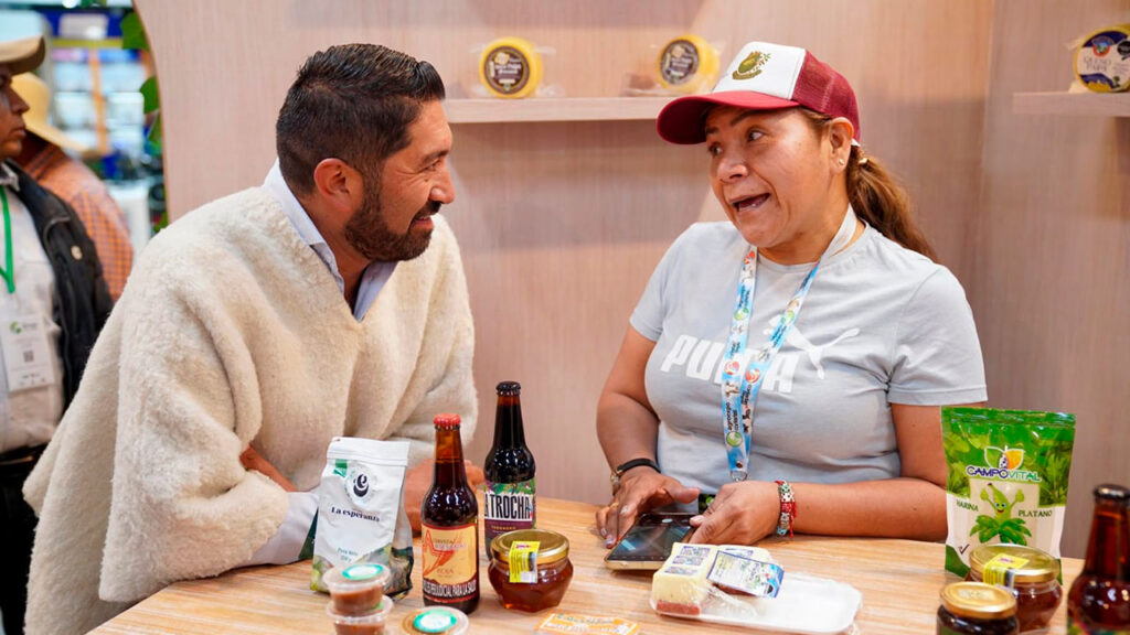 120 productores lograron ventas por $8.151 millones en primera semana de Agroexpo