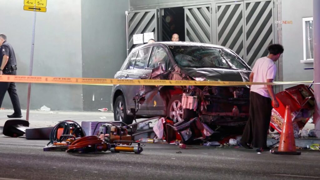 Un atropellamiento masivo dejó más de 20 heridos en Los Ángeles